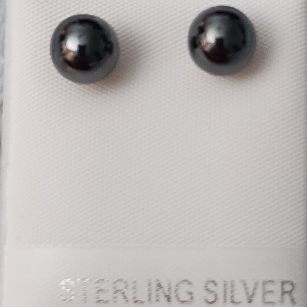 S925 & Hematite shiny sterling silver stud pushback earrings NEW!